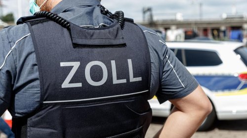 Grafschaft Bentheim: Zoll findet an der Grenze in Auto knapp sechs Kilo Marihuana