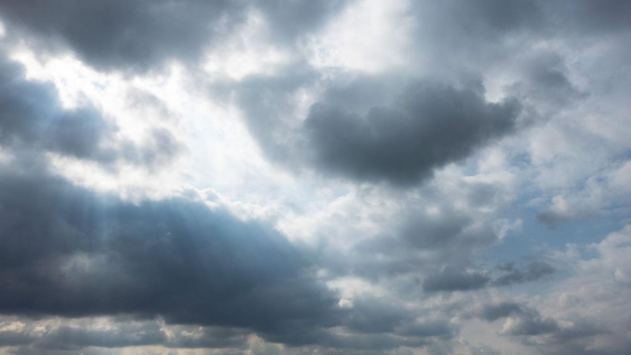 DWD-Vorhersage: Viele Wolken und wenig Sonne in Hessen