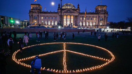 Berlin: Demonstration für Frieden zum Jahrestag des Ukraine-Krieges