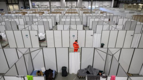 Flüchtlinge: CDU-Fraktionschef: 4000 Erstaufnahme-Plätze nötig
