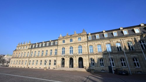 Kriminalität: Neues Schloss in Stuttgart: 15 Scheiben eingeworfen