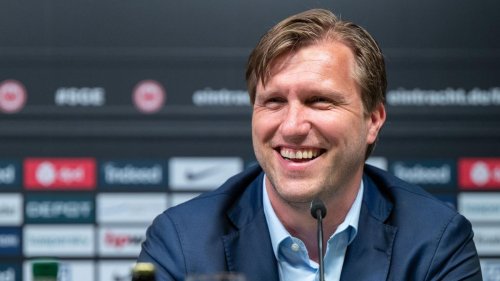 Fußball: Eintracht Frankfurt verpflichtet Abwehrspieler Pacho