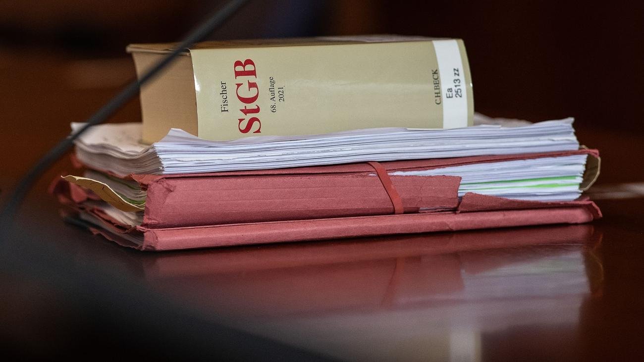 Familie: Unterhaltsvorschuss nach Samenspende: OVG bestätigt Urteil