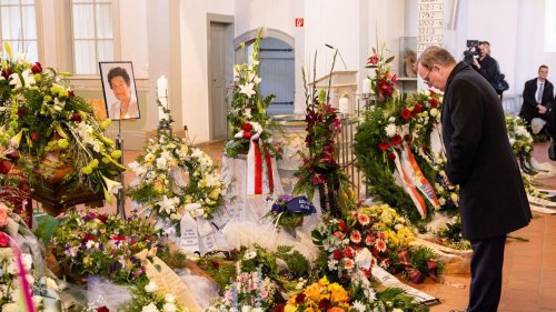 Ilmenau: Trauergottesdienst für frühere Landtagspräsidentin