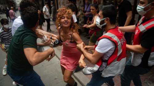 LGBTQ: Mehr als 200 Festnahmen bei verbotener Pride-Parade in Istanbul