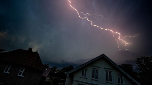 Wetter: Gewitter und teils Starkregen in Niedersachsen erwartet