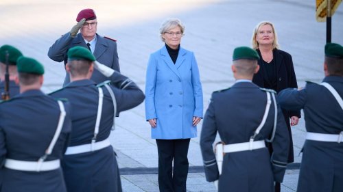 Bundeswehr: Wehrbeauftragte will Fahrplan für Munitionsbeschaffung