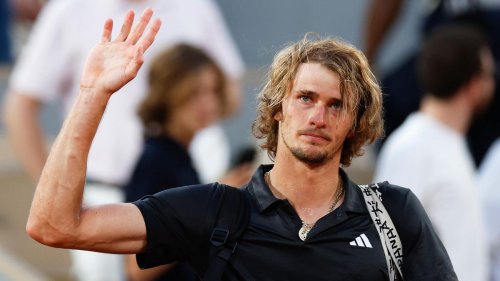 French Open: Zverev vor Halbfinale von Paris am Oberschenkel verletzt