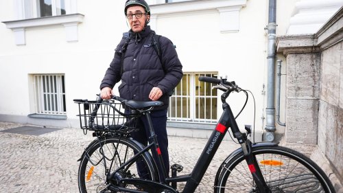 Regierungswechsel: Cem Özdemir: Per Fahrrad ins Amt und zurück