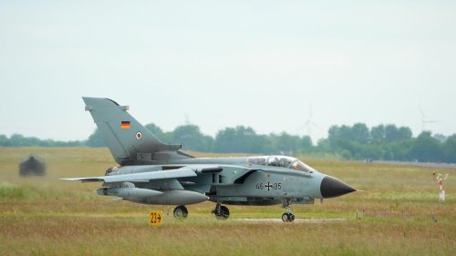Bundeswehr: Kampfjets üben über MV - Tiefflüge in 76 Metern Höhe