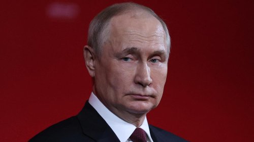 Russland: Wladimir Putin erlässt LGBTQ-feindliches Dekret