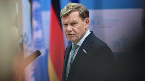 Ostsee: Wadephul kündigt neue Sanktionen gegen russische Schattenflotte an