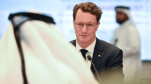 Arabische Investitionen: Ministerpräsident Wüst sucht Schulterschluss mit Katar