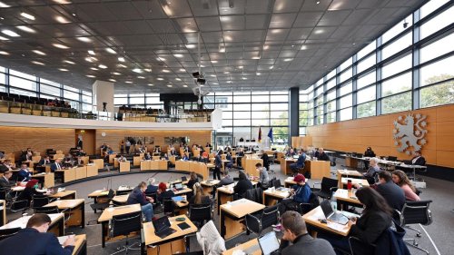 Landtag: Ausschuss hört Rechnungshofpräsidentin zur Personalpolitik