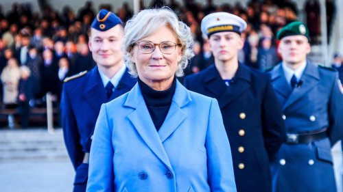 Christine Lambrecht: Ministerin sieht Schuld für Zustand der Bundeswehr bei Vorgängern