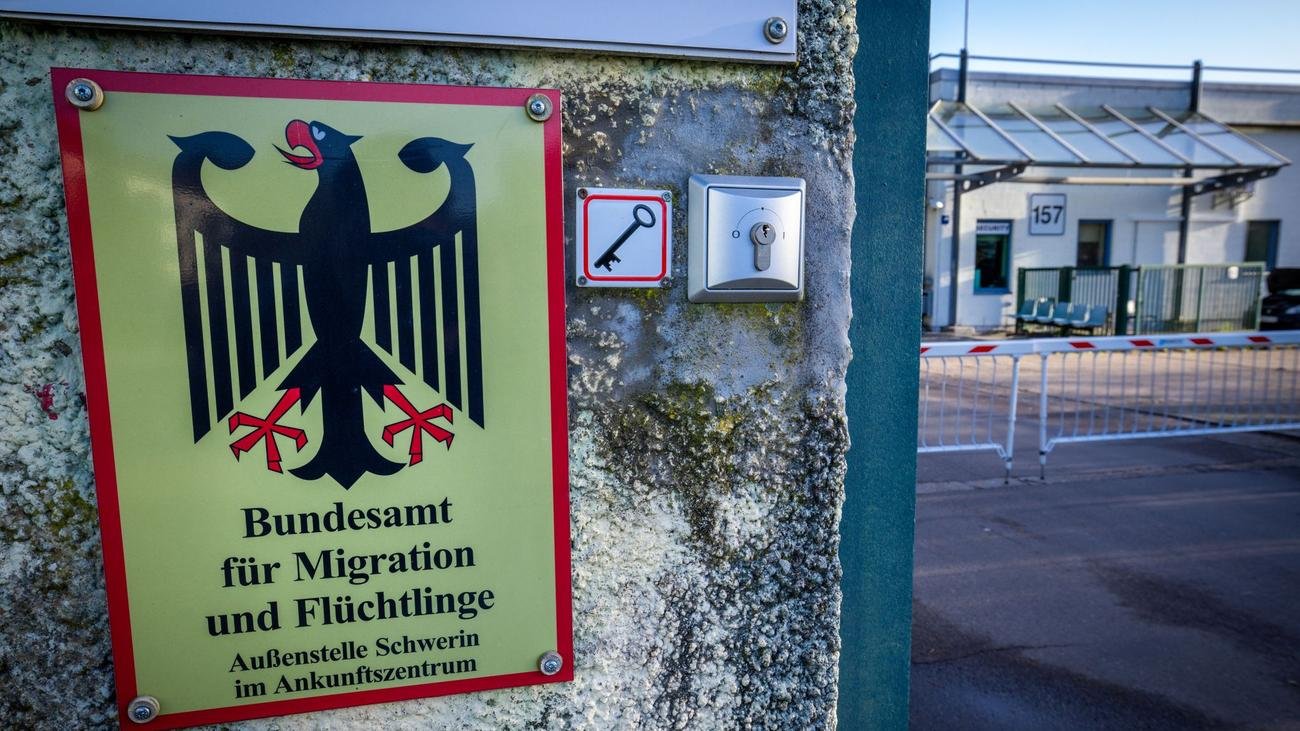 Asyl: Ab April mehr Plätze in Asyl-Erstaufnahme des Landes