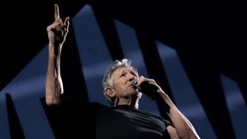 Frankfurt am Main: Hunderte Menschen demonstrieren gegen Konzert von Roger Waters