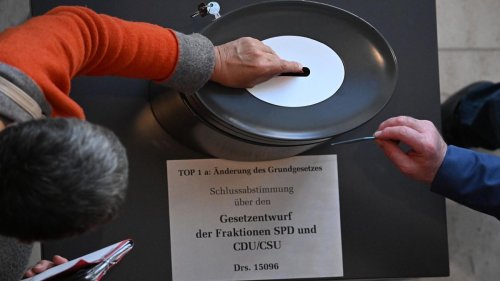Schuldenbremse: FDP-Fraktion will Zustimmung zu Milliardenpaket verhindern