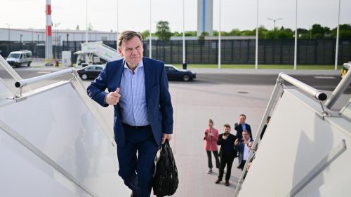 Nato: Außenminister Wadephul unterstützt US-Forderung für Militärausgaben
