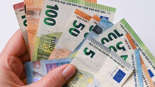 Soziales: Regierung verteidigt Familiengeld gegen Kritik aus Brüssel