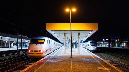 Unwetterschäden: Unwetter: Bahnverkehr in Deutschlands Mitte eingeschränkt