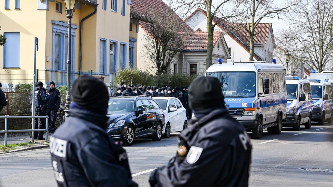 Organisierte Kriminalität: 58 Immobilien von Großfamilie in Berlin beschlagnahmt