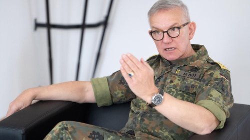 Verteidigung: Südwest-Kommandeur: "Krieg geht alle an"