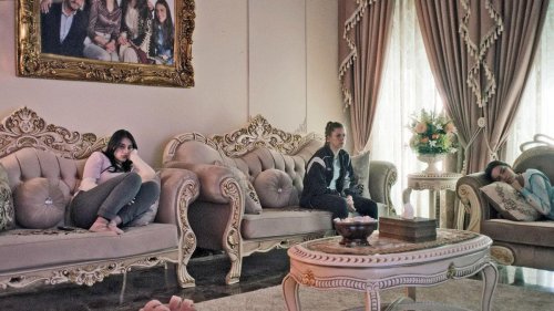 Mond: Kämpfende Frauen in Amman