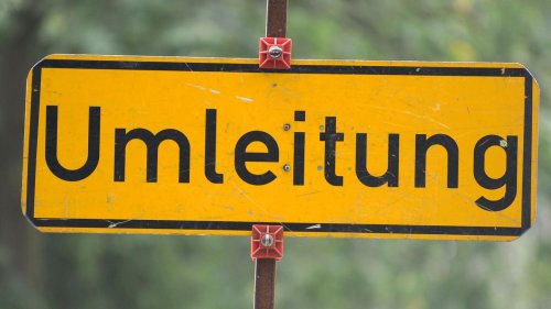 Brückensperrung: Brücke an der Wuhlheide wegen Tragwerkschäden gesperrt