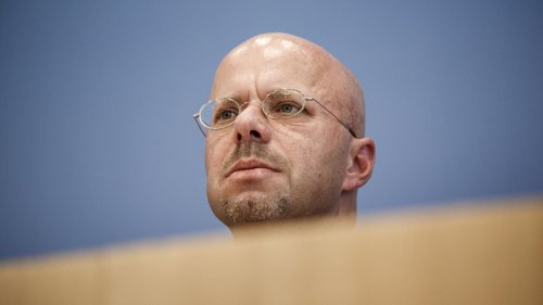Andreas Kalbitz: Verfassungsschutz muss Kalbitz keine Akteneinsicht gewähren