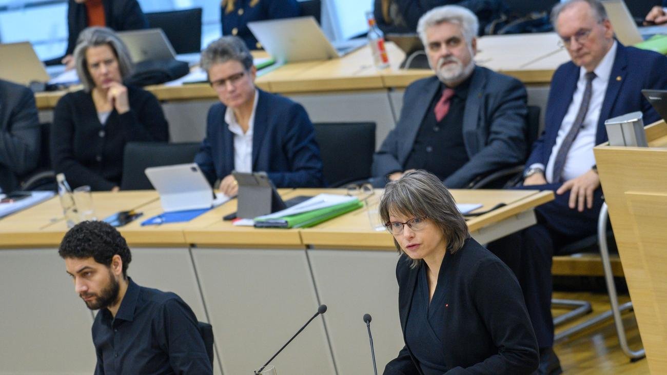 Sachsen-Anhalt: Abgeordnete fordern starke Rolle Ostdeutschlands in Berlin