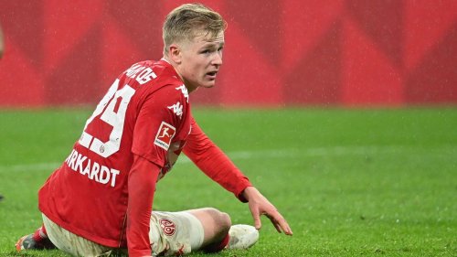 Bundesliga: Knieoperation: Mainz 05 ohne Burkardt ins Trainingslager