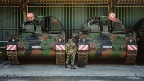Bundeswehr: Kostet viel, taugt wenig, und es dauert