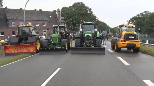 Agrar: Niederländische Bauern blockieren Grenzübergänge