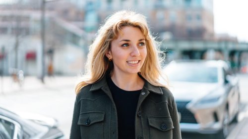Kat Abughazaleh: "Man hat mich schon als woke Antifa-Kommunistin bezeichnet"