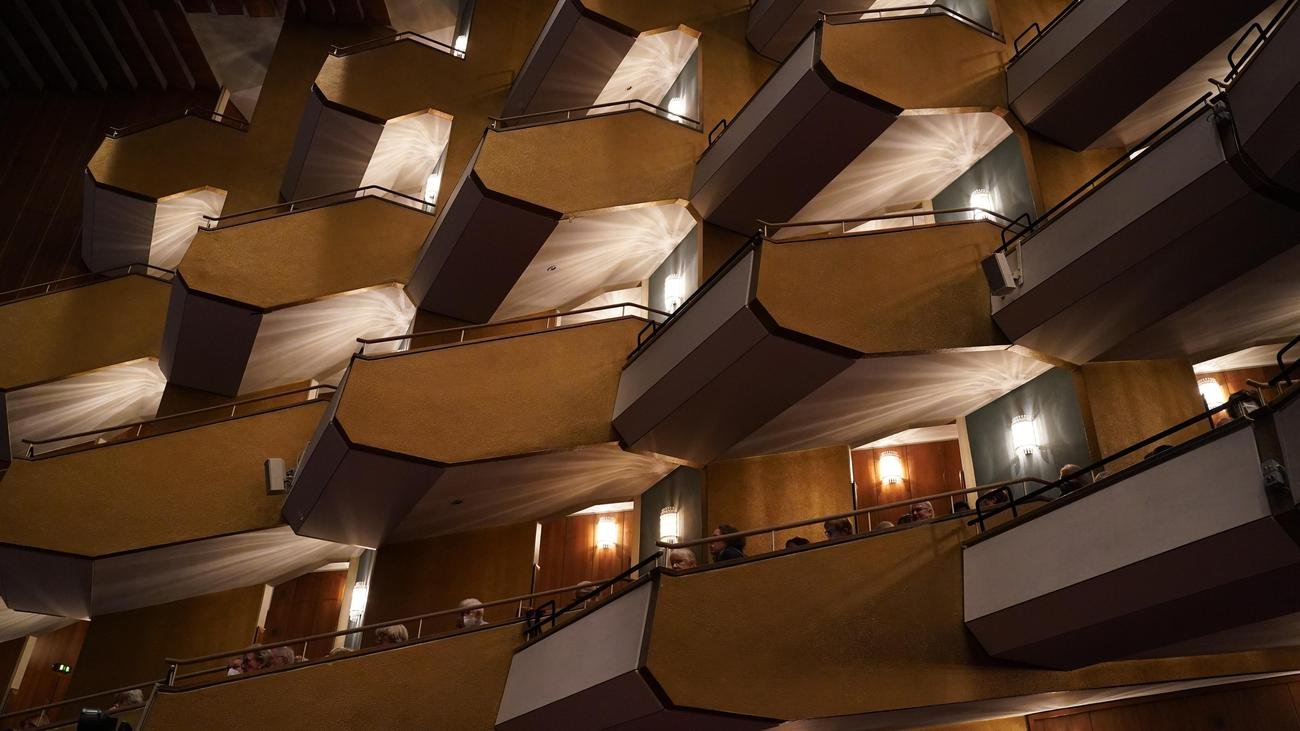 Neue Oper in Hamburg: "Lieber mehr Damentoiletten in der Elbphilharmonie!"