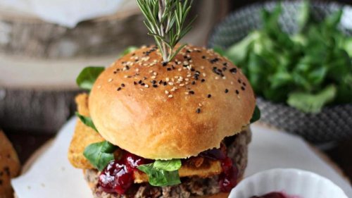 Rezept für Burger mit gebackenem Camembert