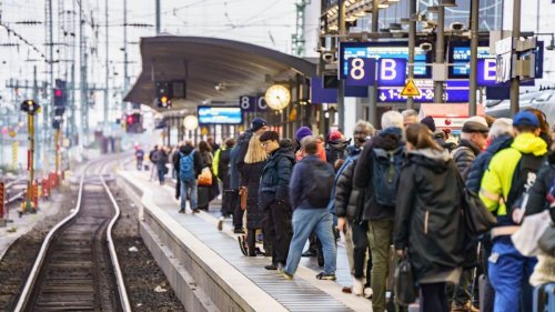 Verkehr: Bahn: Deutlich mehr Fahrgäste vor Verkehrswarnstreik