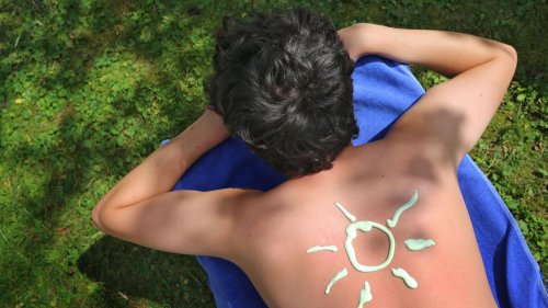 UV-Strahlung: Schattenseiten der Sonne: Der richtige Schutz vor Hautkrebs