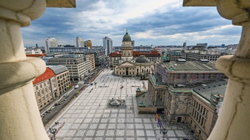 Gendarmenmarkt: Hier wäre Platz gewesen, zum Beispiel für neue Gedanken