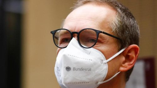 Gesundheit: Müller enttäuscht von späterer Einführung der Schnelltests