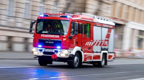 Ludwigsburg: Kerze setzt Wohnzimmer in Brand: 250.000 Euro Schaden
