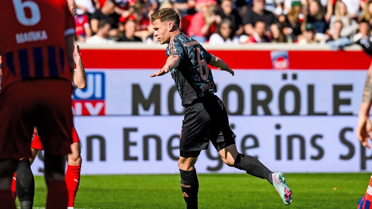 Fußball-Bundesliga: "Gefestigter": Kimmich lobt Bayerns neue Geschlossenheit