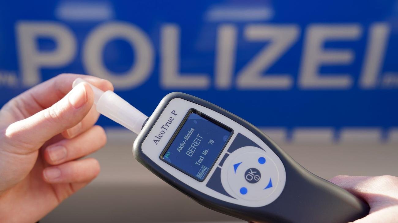 Kriminalität: Polizei stoppt Radfahrer mit knapp fünf Promille