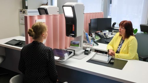 Digitalisierung: Digitale Ausweisfotos: Kommunen kämpfen mit Umsetzung