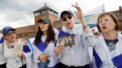 Polen: Tausende erinnern mit "Marsch der Lebenden" an Opfer des Holocausts