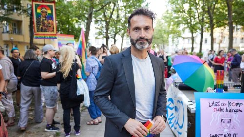 Mobbing gegen Lehrkraft: Queer-Beauftragter nimmt Schulleitungen in die Pflicht