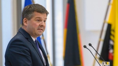 Wirtschaftspolitik: Landespolitiker fordern raschen Kurswechsel in Berlin