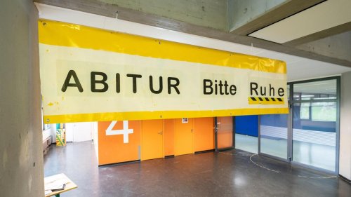 Prüfungen: Mit Deutsch geht's los: Abiprüfungen im Südwesten beginnen