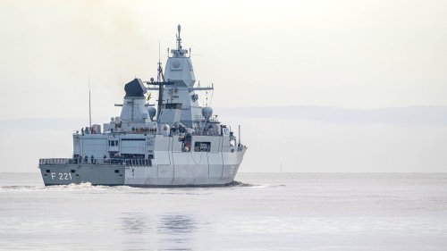 Rotes Meer: Fregatte "Hessen" soll versehentlich auf US-Drohne geschossen haben